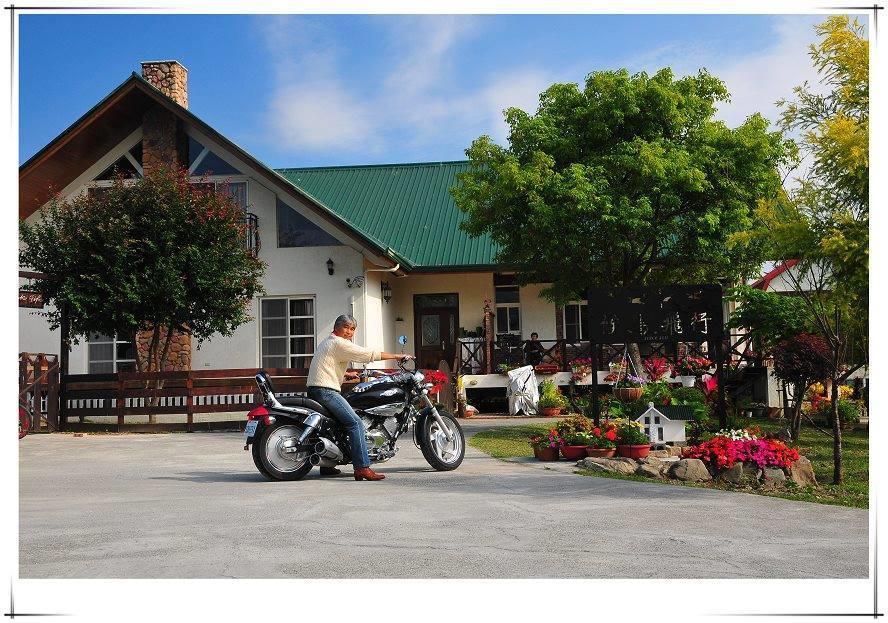 Hou Niao Fei Xing B&B Taiping  Szoba fotó
